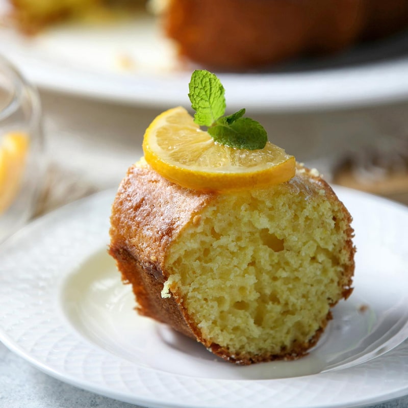 Կլոր ափսե Wilmax 033-JV 880101 ճենապակի 25.5սմ 3