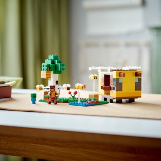Կոնստրուկտոր LEGO Minecraft 21241 մեղուների քոթեջ 254 կտոր 8+ 4