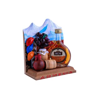 Հայկական հուշանվեր «Նոյ» կոնյակով հավաքածու Արարատ լեռ